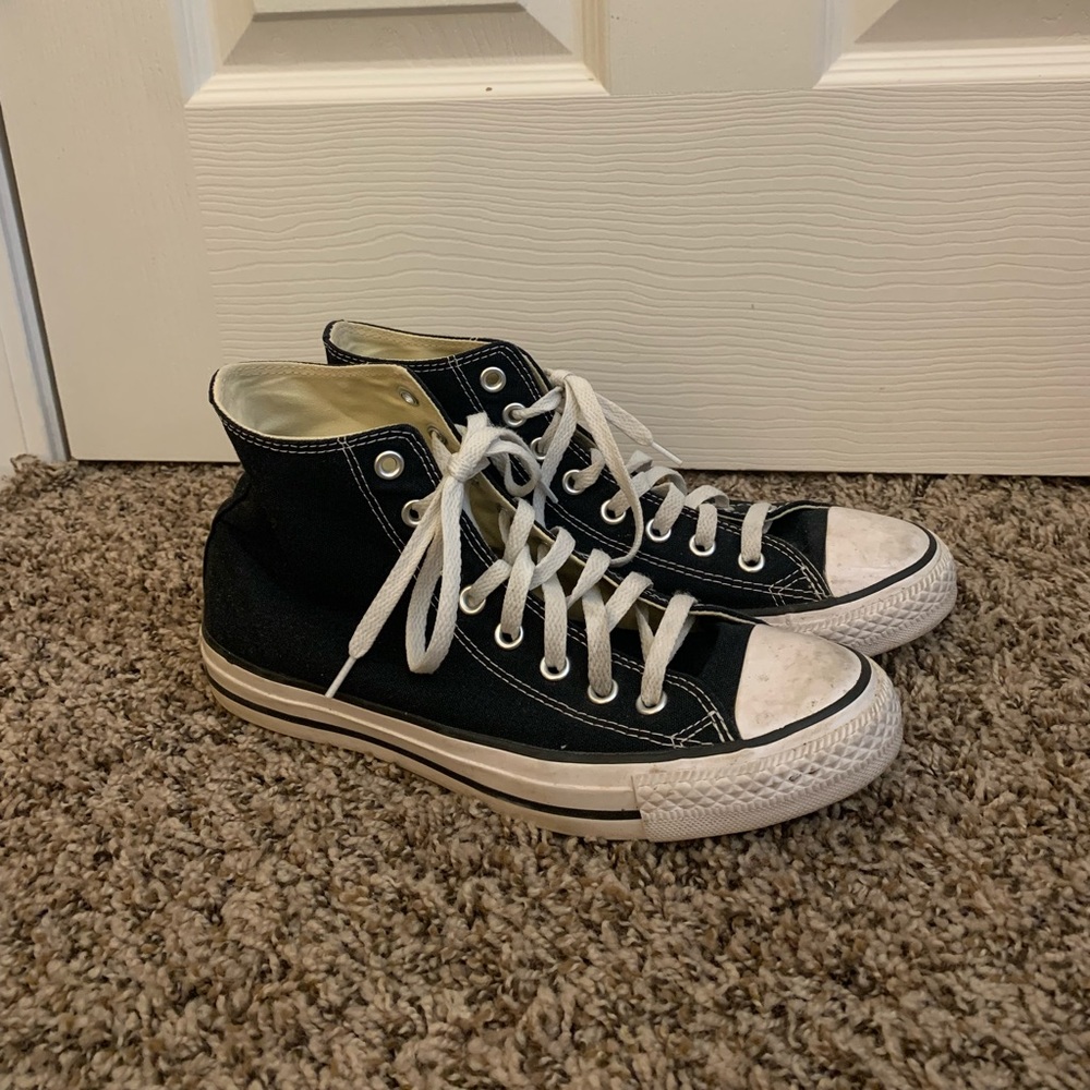 Black converse women’s 9